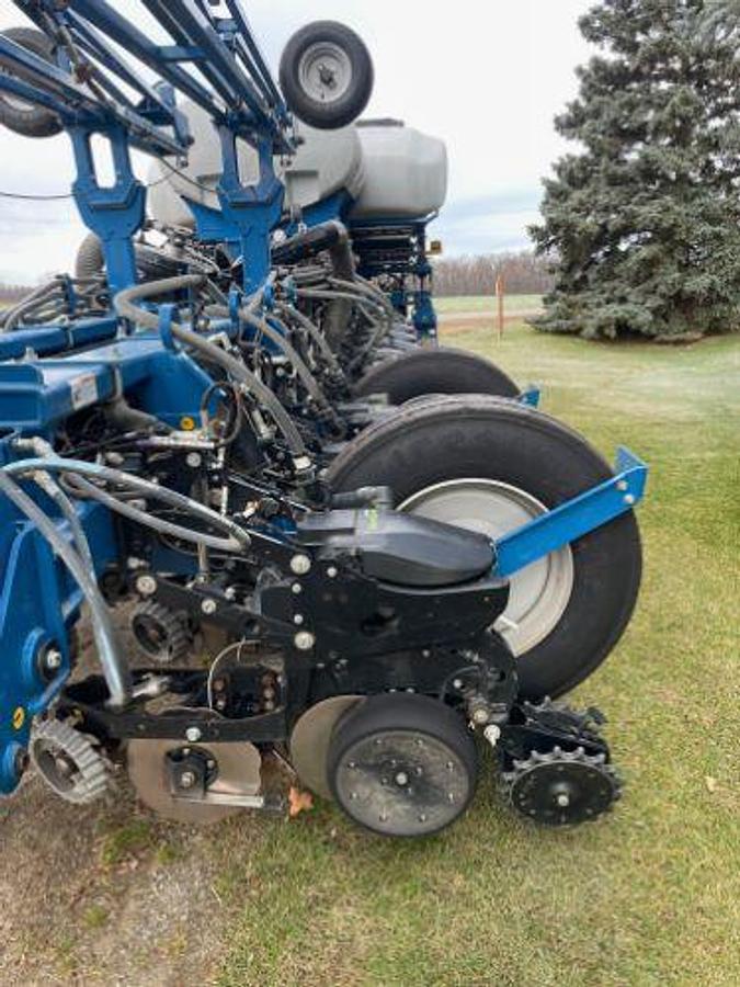 Used 2022 Kinzie 4905