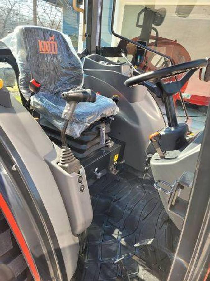 Used 2021 Kioti DK4710SE HST