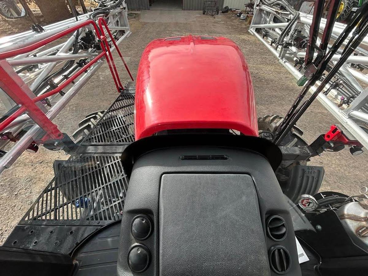 Used 2024 Apache A5-850 Sprayer 120’