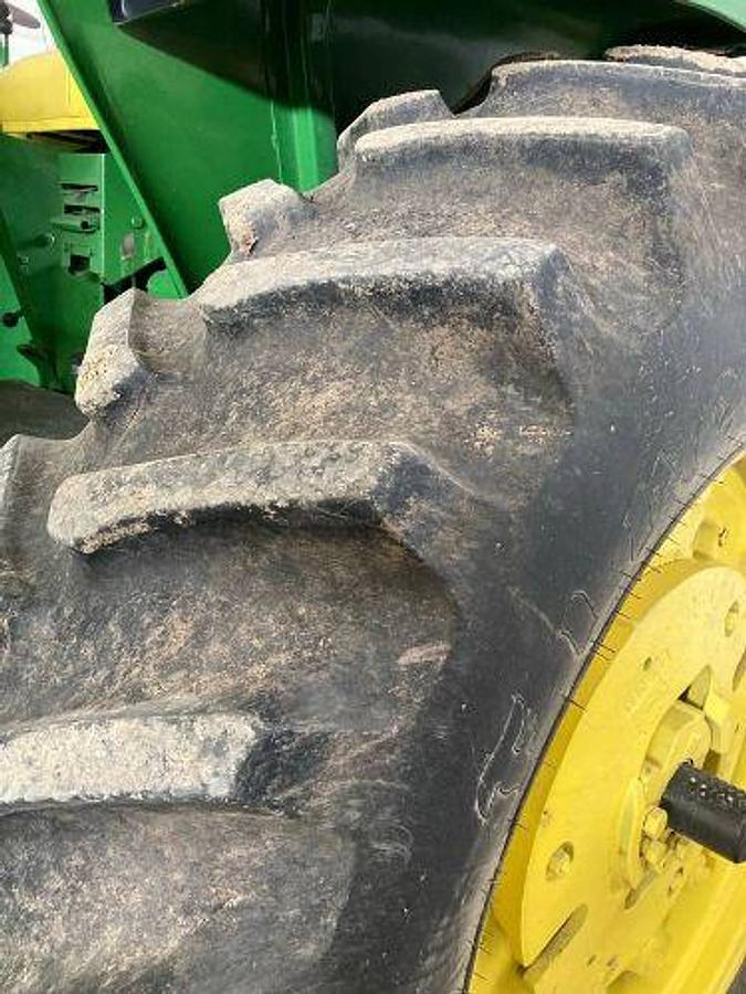Used 1971 JOHN DEERE 4320 Tractor