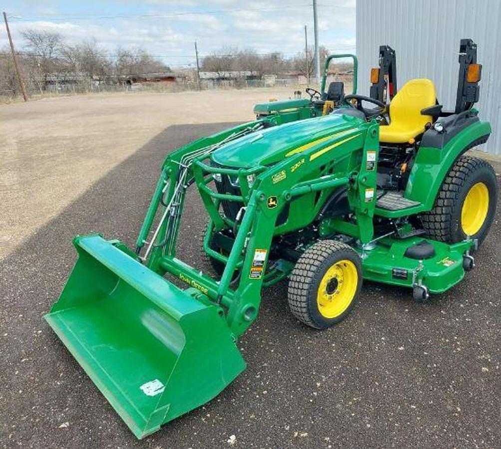 Used 2021 John Deere 220R