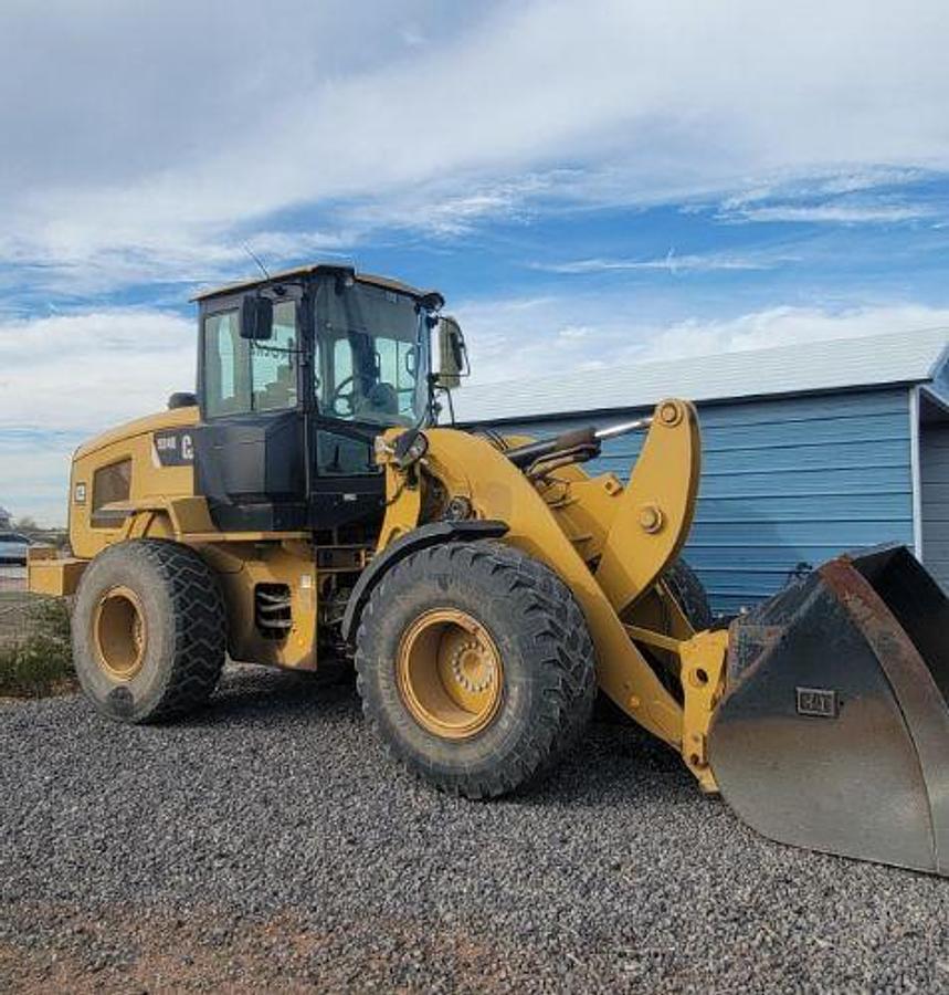 Used 2017 Caterpillar 924K