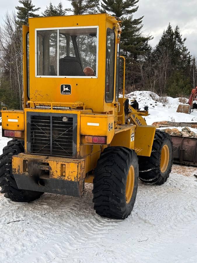 Used 1988 John Deere Loader