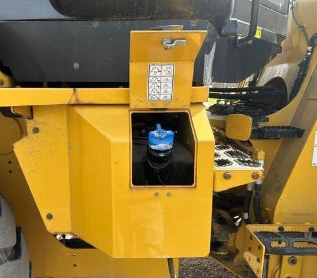 Used 2018 Caterpillar 926M