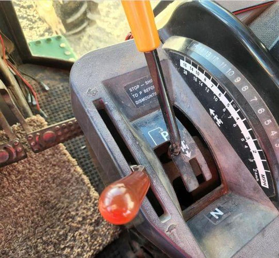 Used 1985 JOHN DEERE 4850