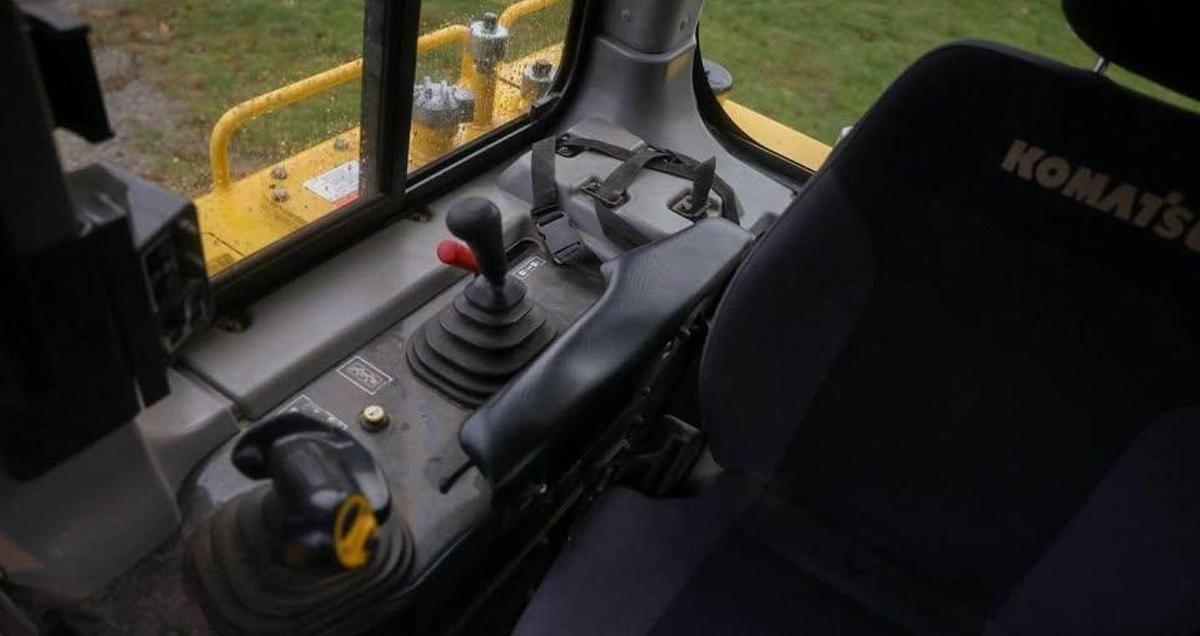 Used 2019 Komatsu D65PXi-18 Dozer