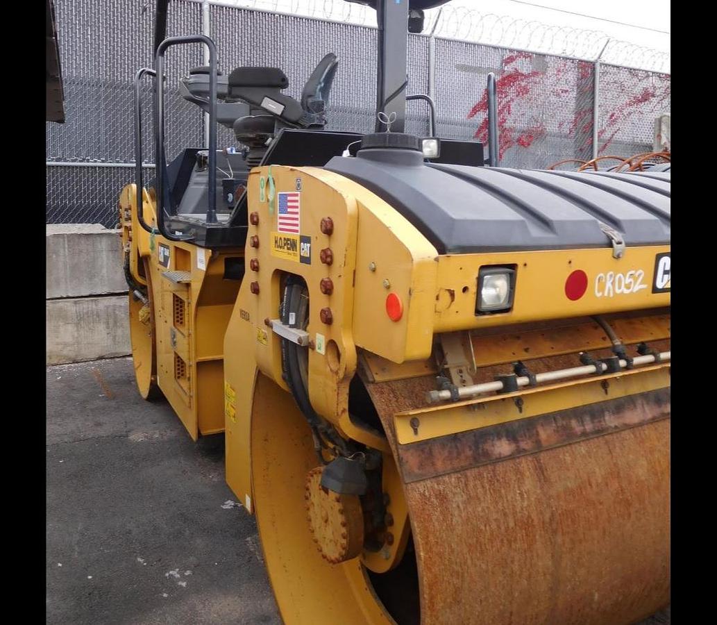 Used 2014 CATERPILLAR CB54B