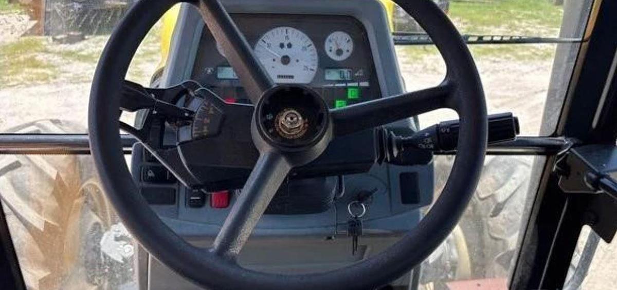 Used 2012 Challenger MT465B Tractor