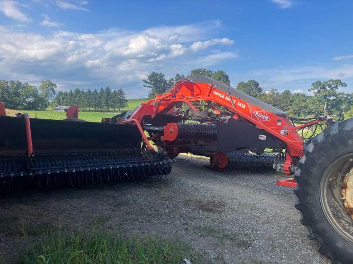 Used 2015 KUHN MM 902 Triple Merger