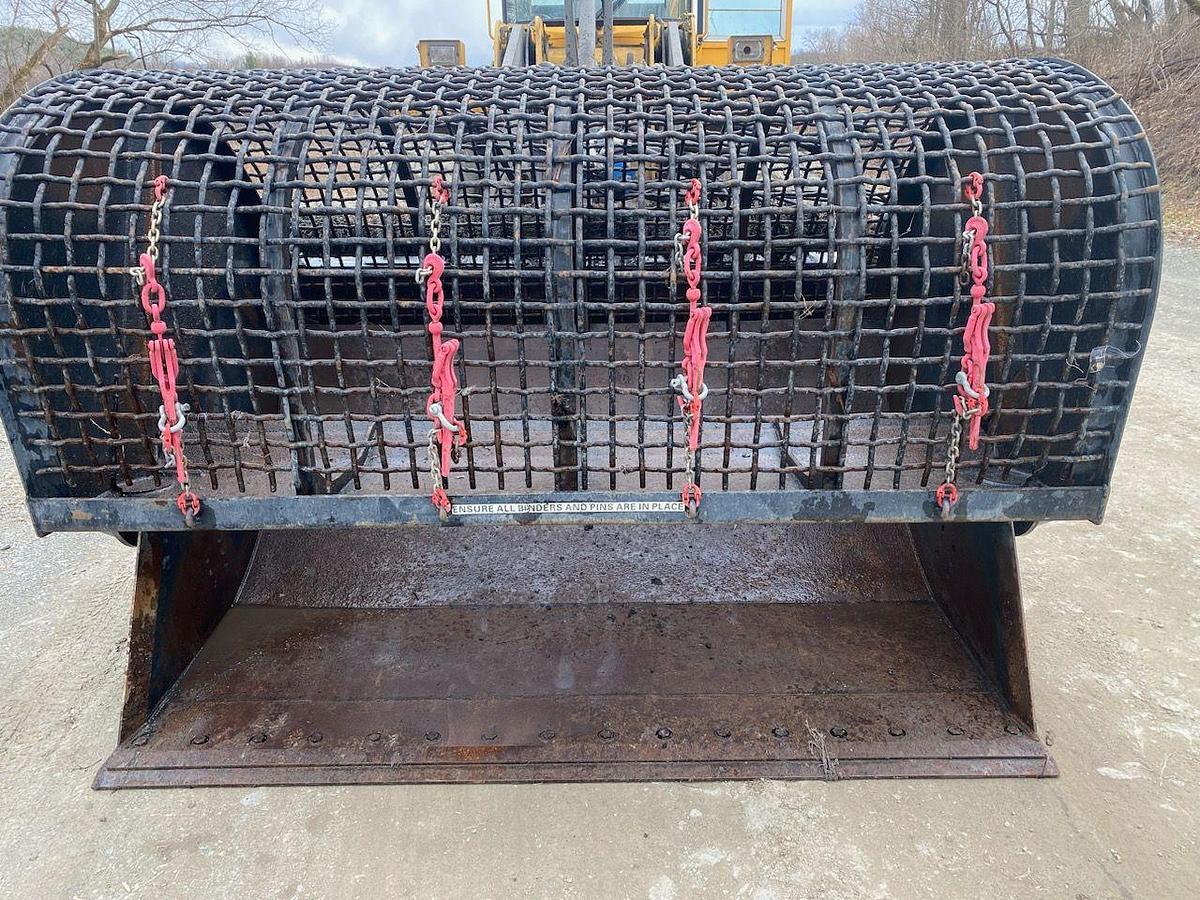 Used 2022 Flip Screen WL180