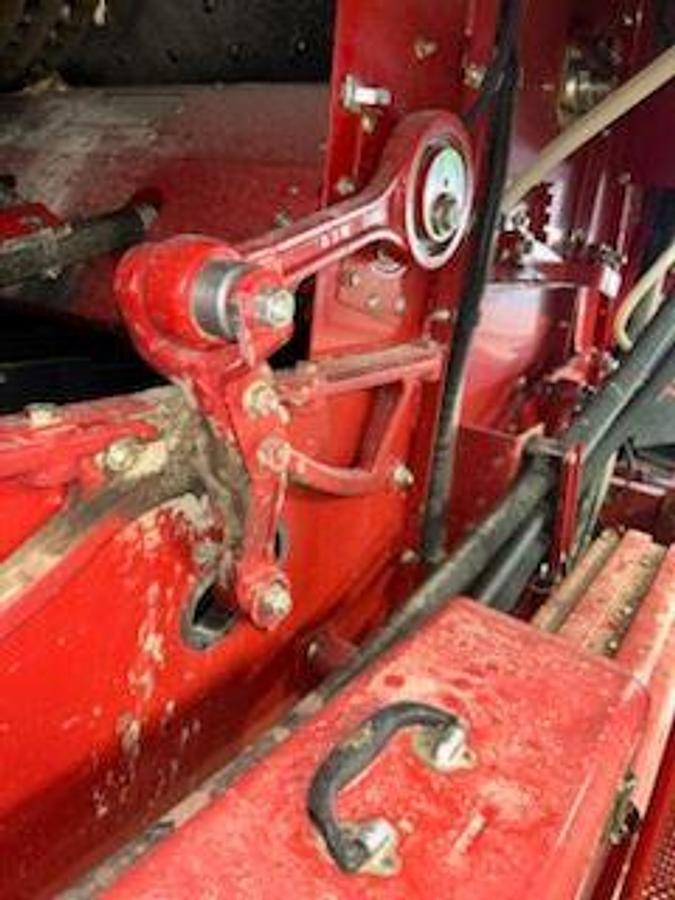 Used 2006 Case IH 2377 Combine