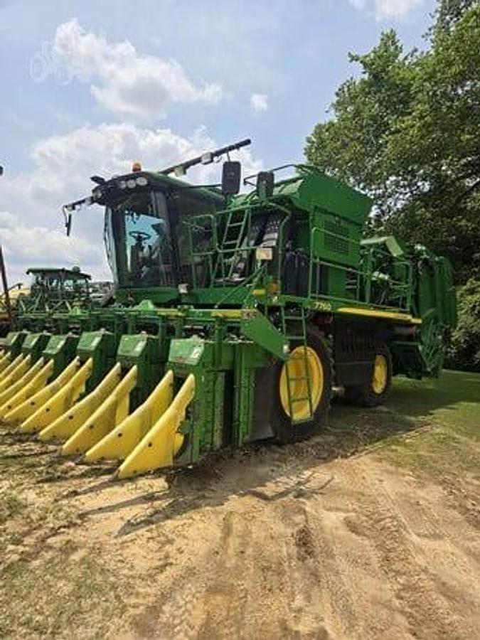 Used 2013 John Deere 7760 Cotton Picker