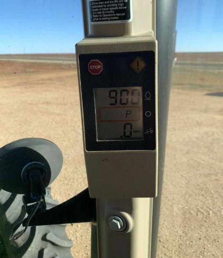 Used 2004 JOHN DEERE 8320