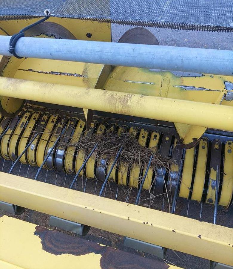 Used John Deere 645C Forage Header