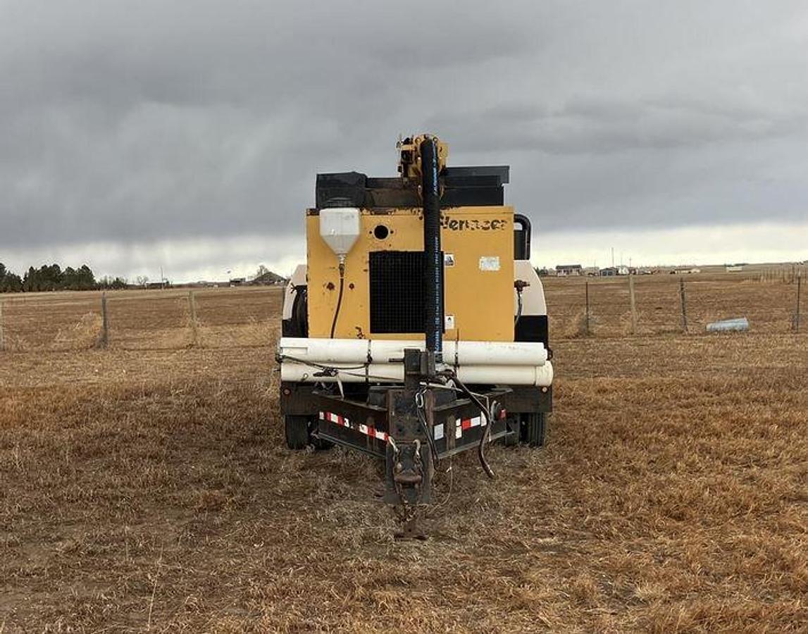 Used 2012 VERMEER V800LEG Hydrovac
