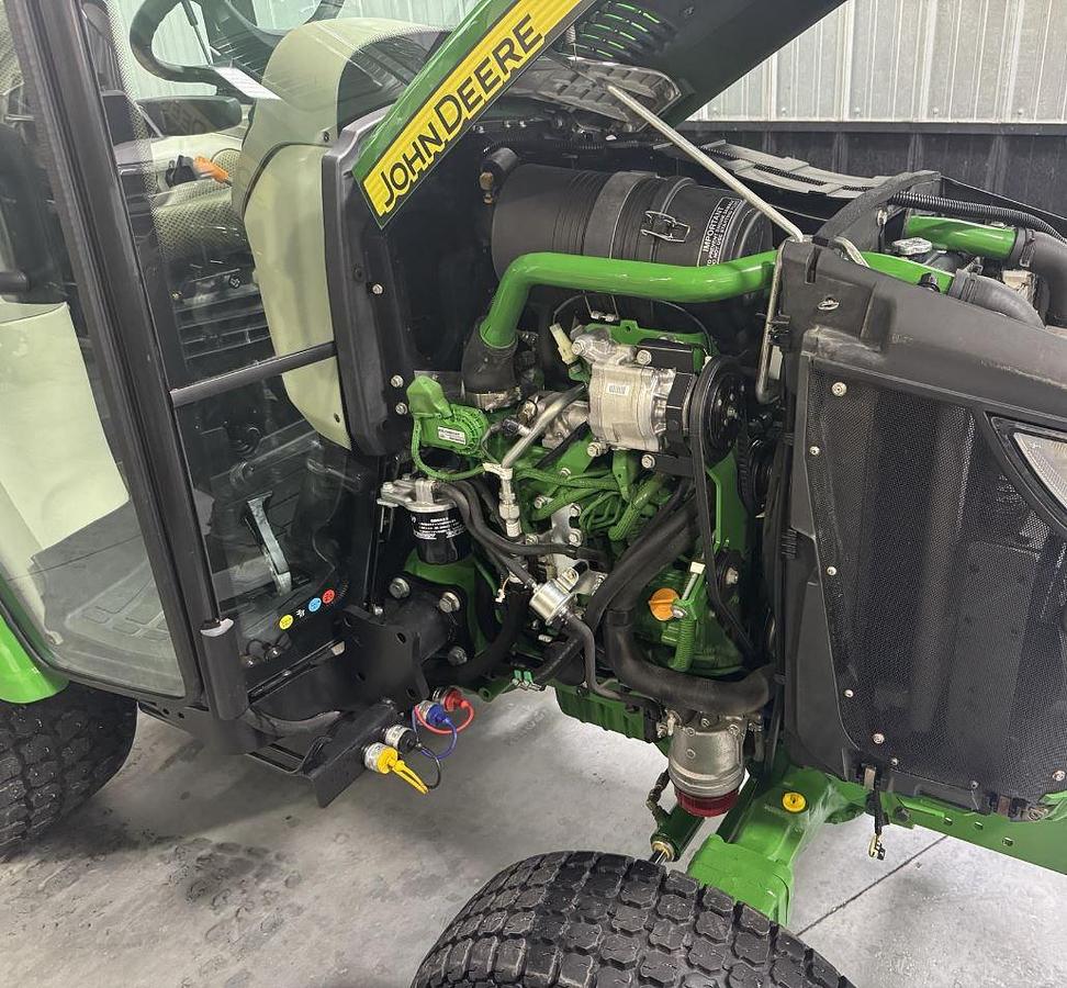 Used 2022 John Deere 3046R