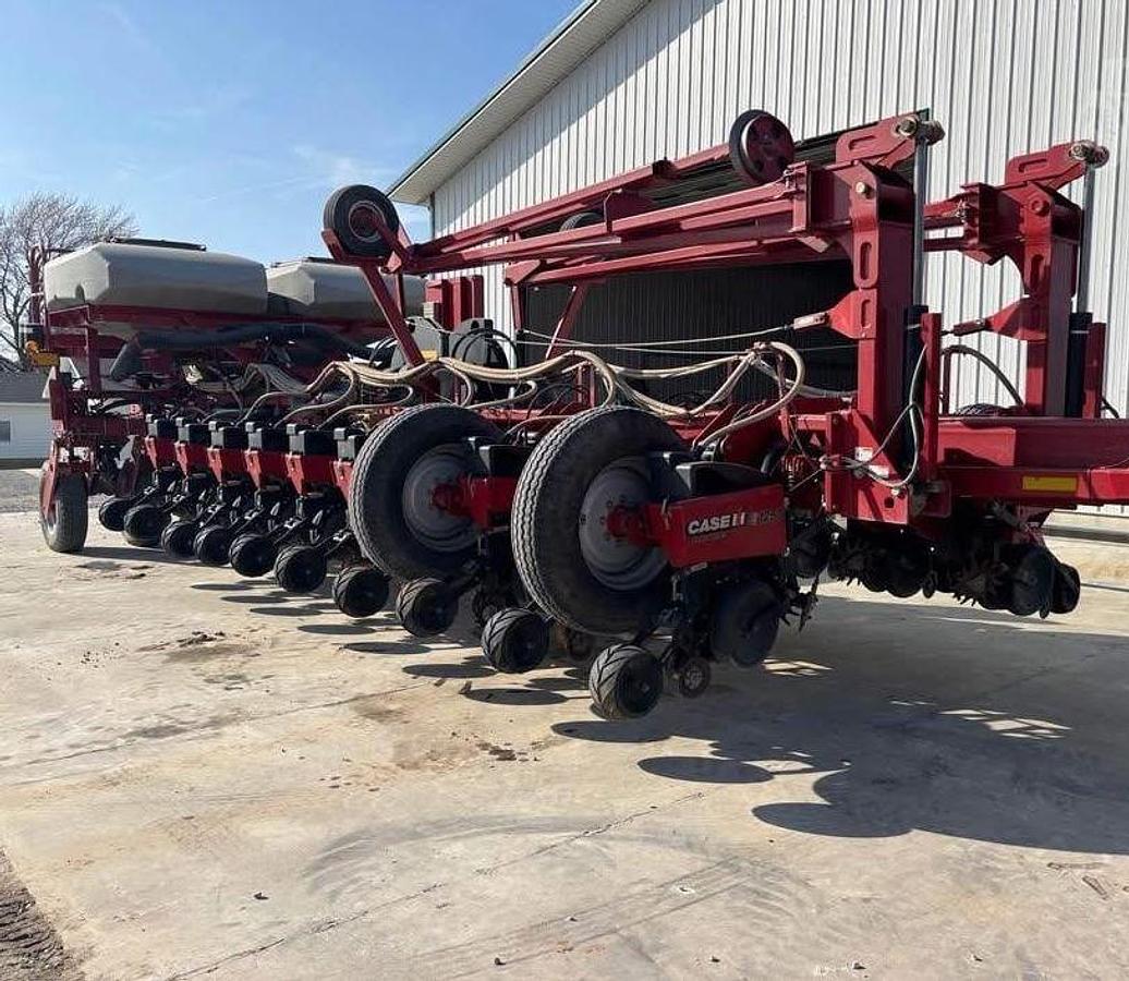Used 2008 CASE IH 1250 Planter