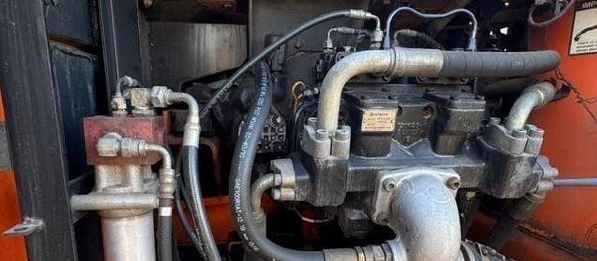 Used 2006 HITACHI EX200 LC Excavator