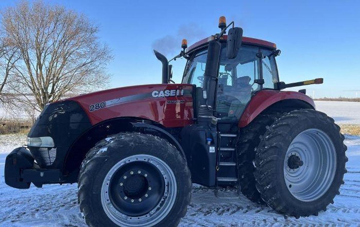 Used 2014 Case IH Magnum 280