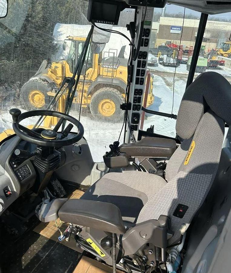 Used 2019 Volvo L350H
