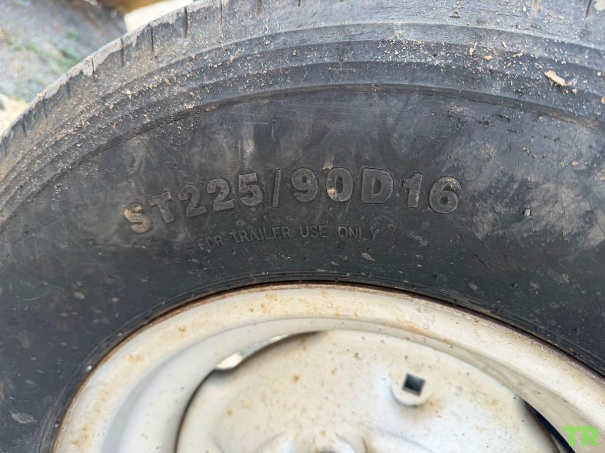 Used 1995 Case IH 3230 Tractor