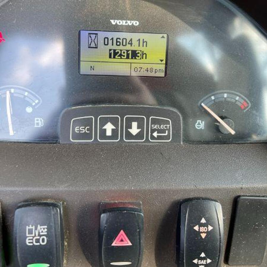 Used 2015 Volvo BL70B