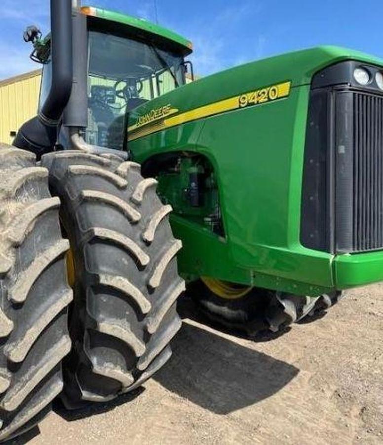 Used 2004 JOHN DEERE 9420