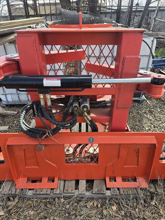 Used 2024 Agrotk Topcat ECSSRB Hydraulic Tree Shear & Grapple Skid Steer Attachment (15")