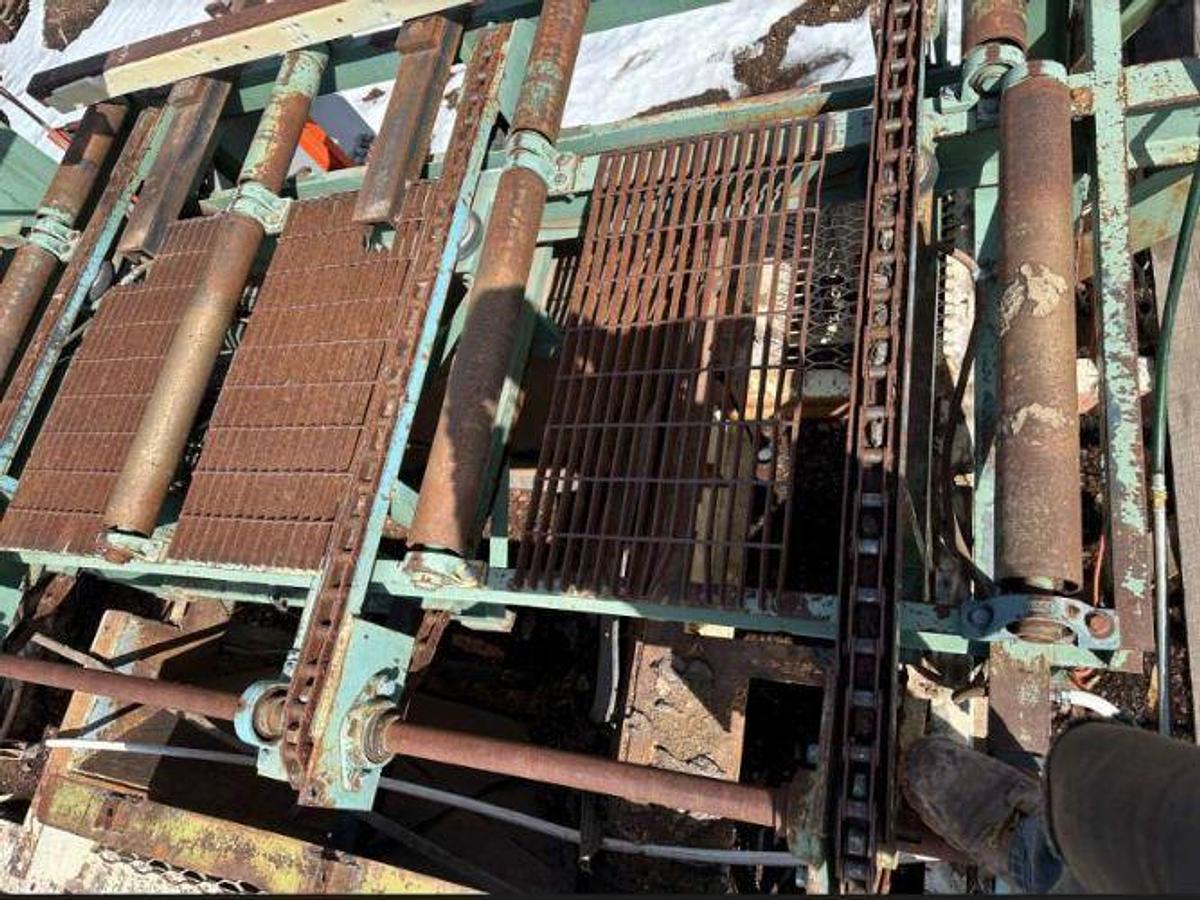 Used 8in Edger 200 hp