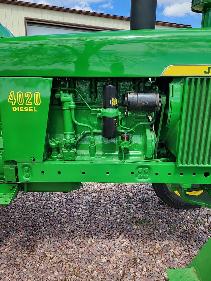 Used 1964 John Deere 4020