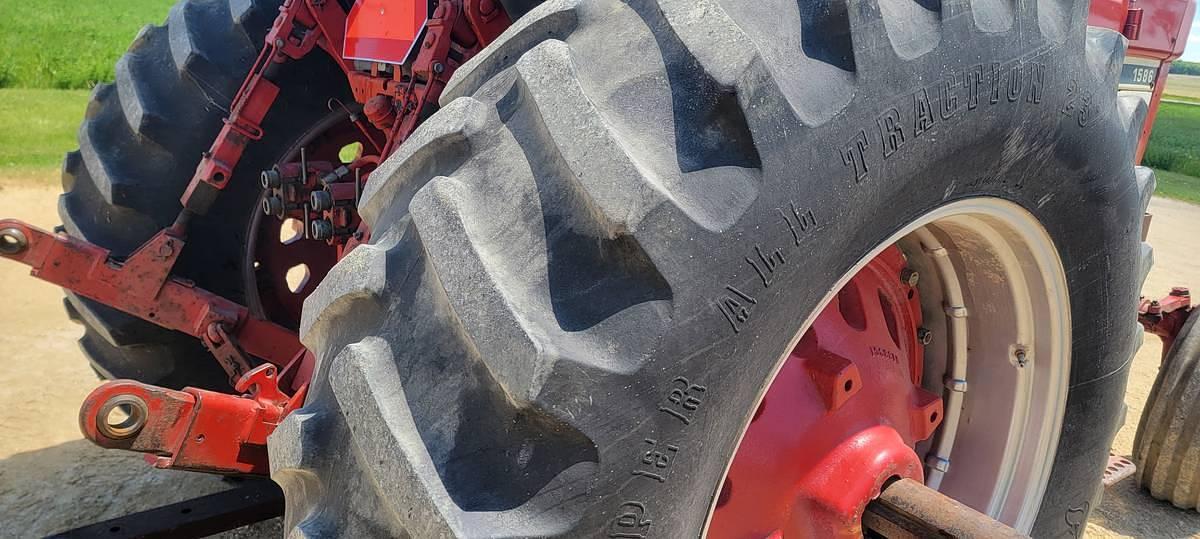 Used 1976 International 1586 Tractor