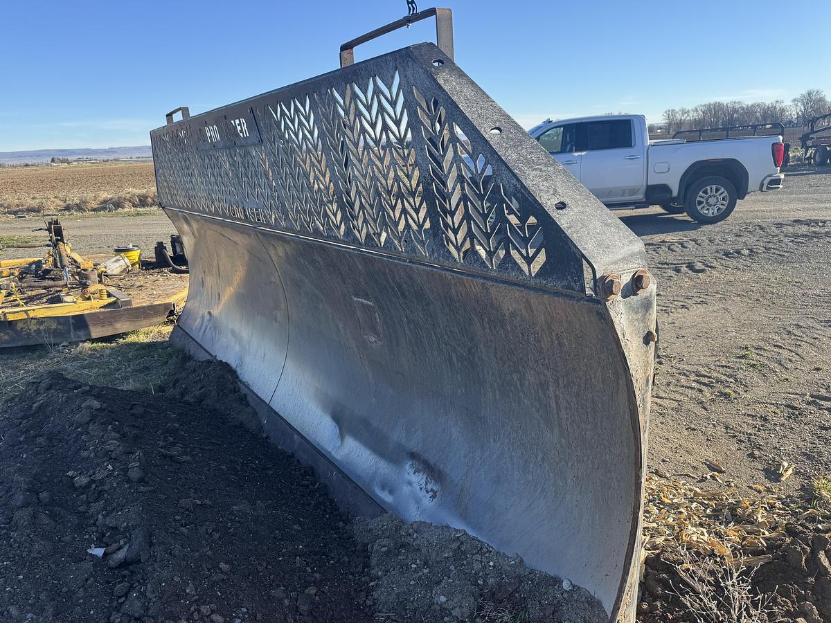 Used 2015 New Holland T9.480HD