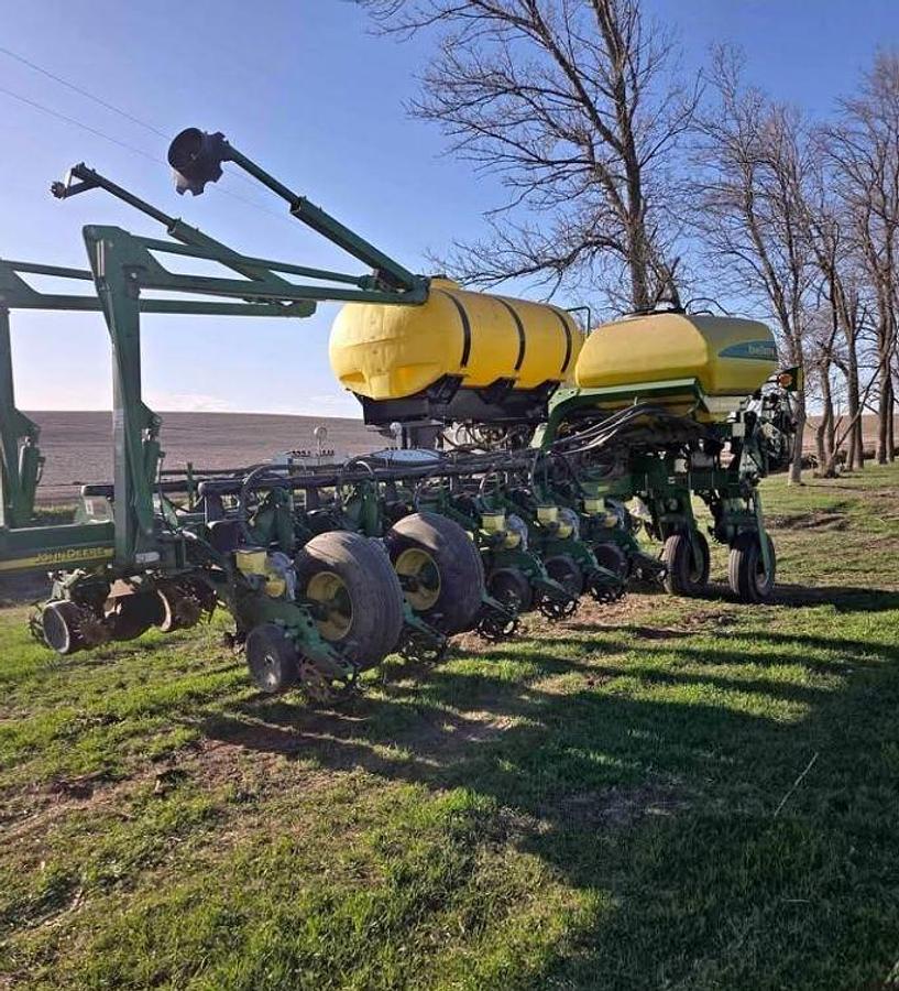 Used 2007 John Deere 1770NT