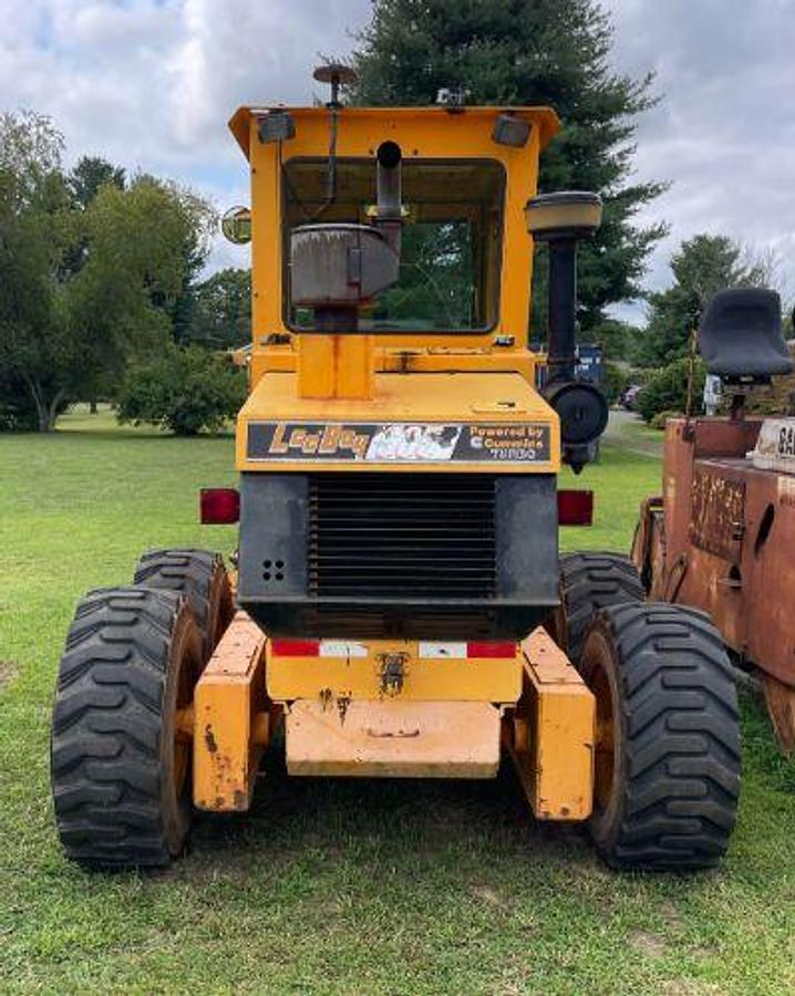 Used 2002 Leeboy 685B