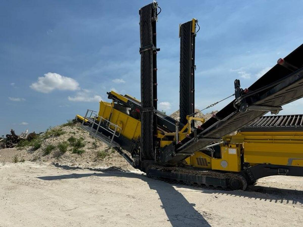 Used 2023 Powerscreen Chieftain Track Screener