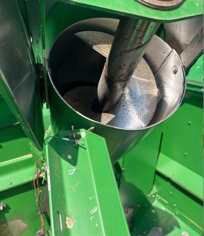 Used 2004 JOHN DEERE 9660 WTS