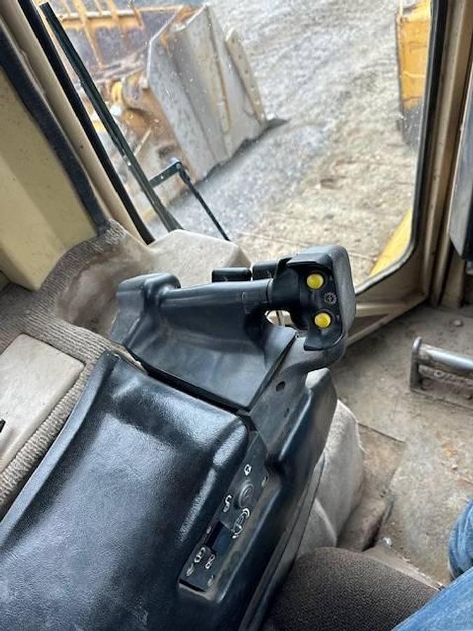 Used 1980 Caterpillar D6M Dozer