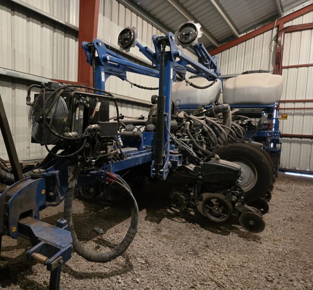 Used 2024 KINZE 5900