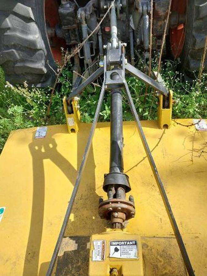 Used 2006 Kubota 7040