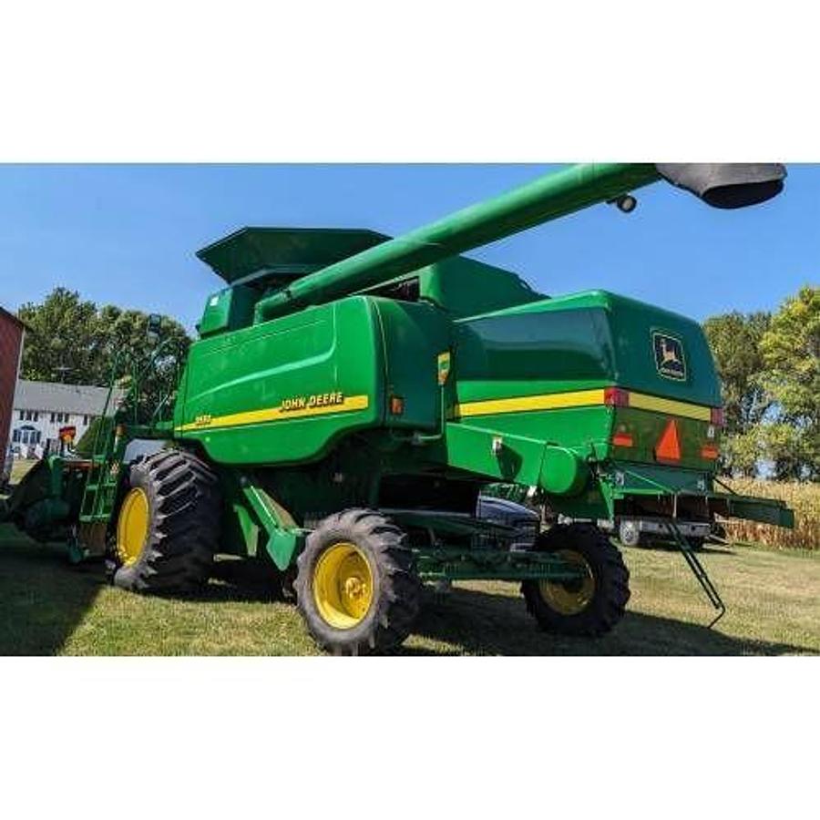 Used 2001 JOHN DEERE 9550