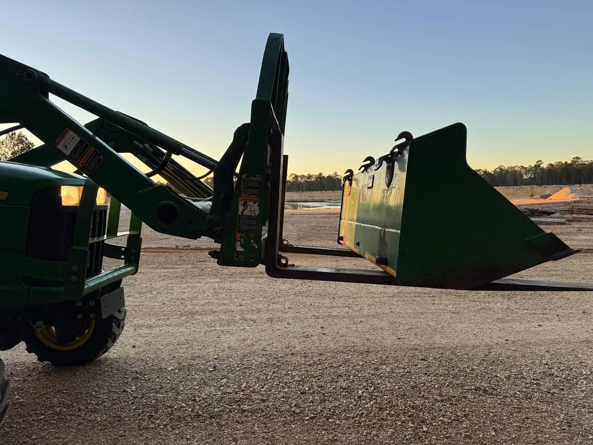 Used 2018 John Deere 3032E 4X4