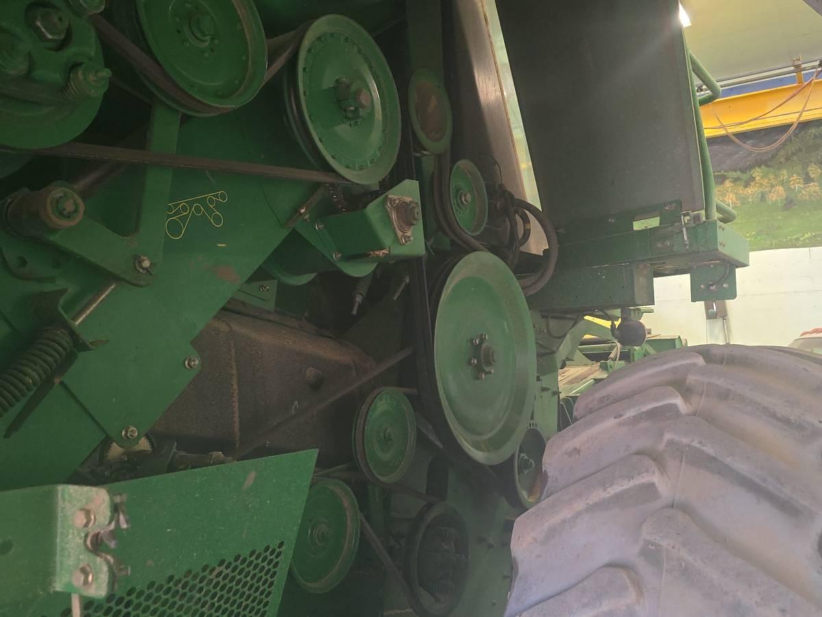 Used 2007 John Deere 9760 STS Combine