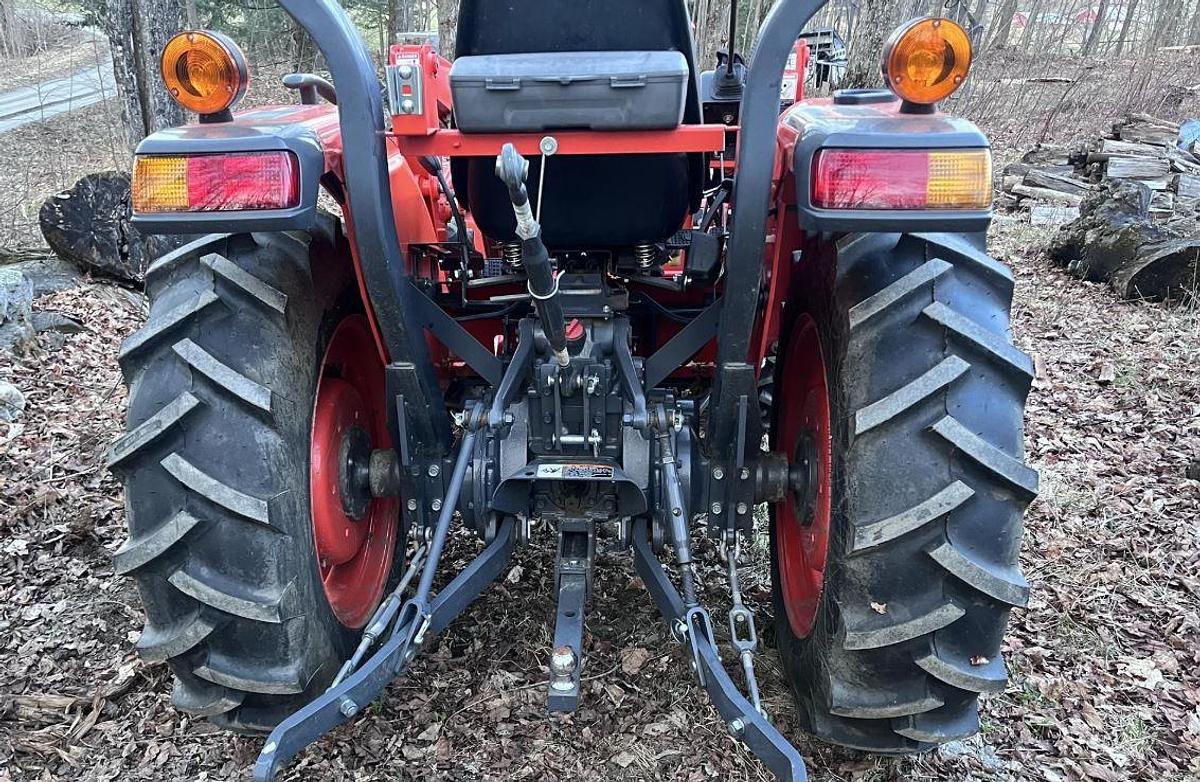 Used 2019 Kubota L2501HST