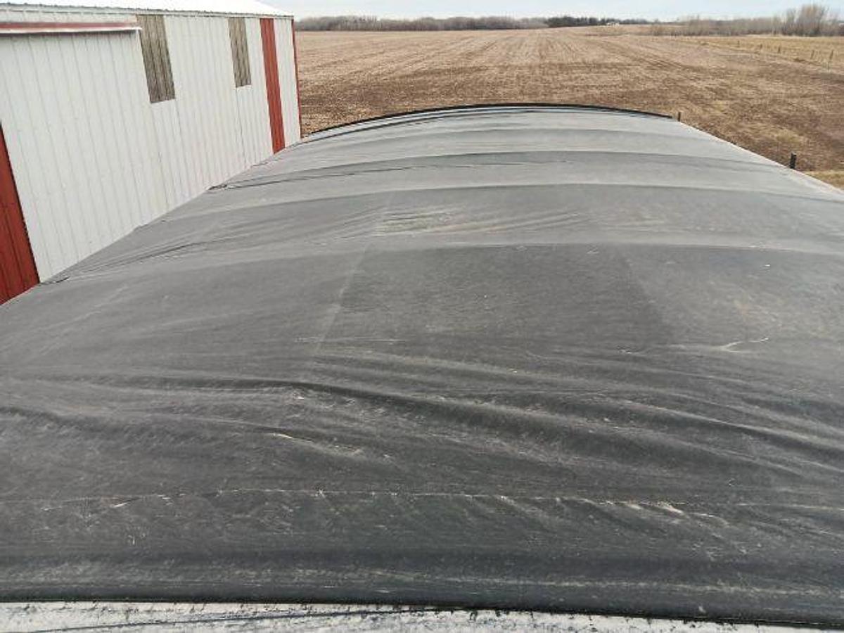 Used 2013 Brent 1082 Grain Cart