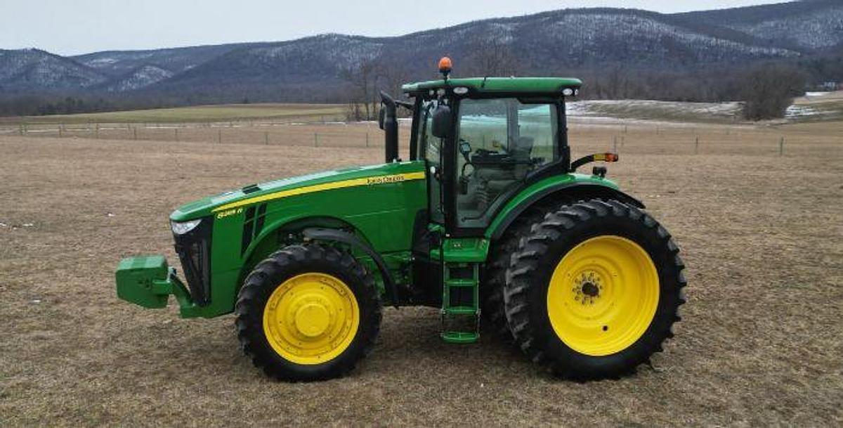 Used 2012 JOHN DEERE 8285R