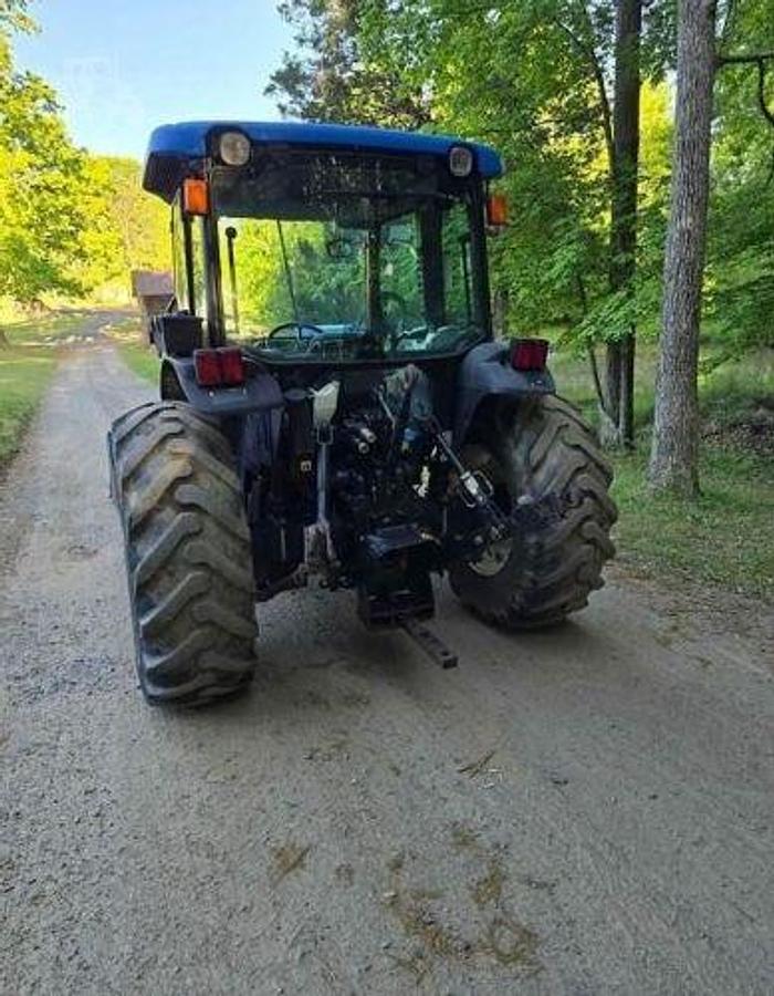 Used 2006 NEW HOLLAND TN75DA