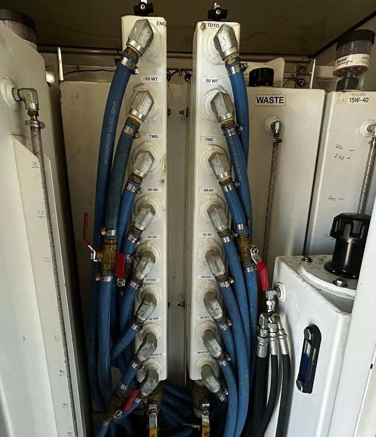 Used 2013 Caterpillar CT660