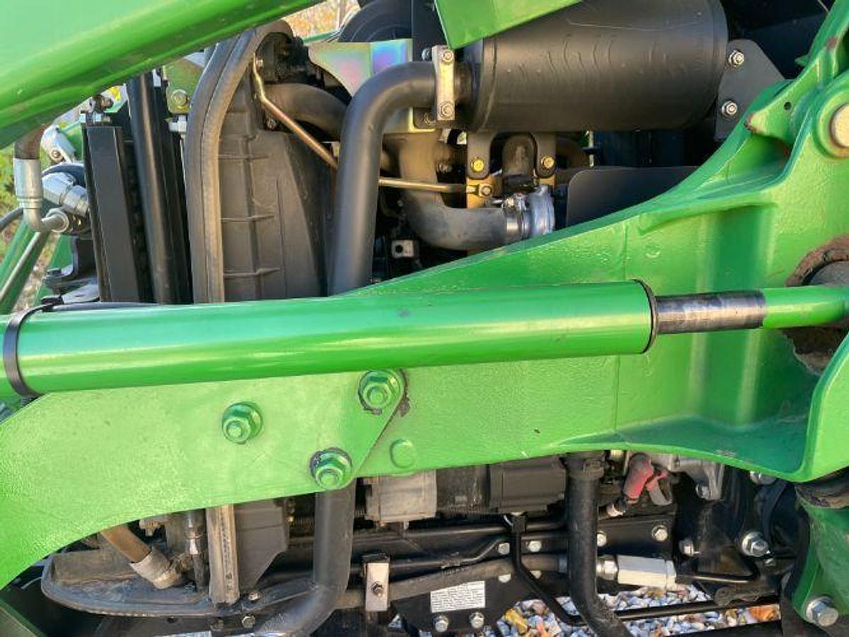 Used 2014 John Deere 3520