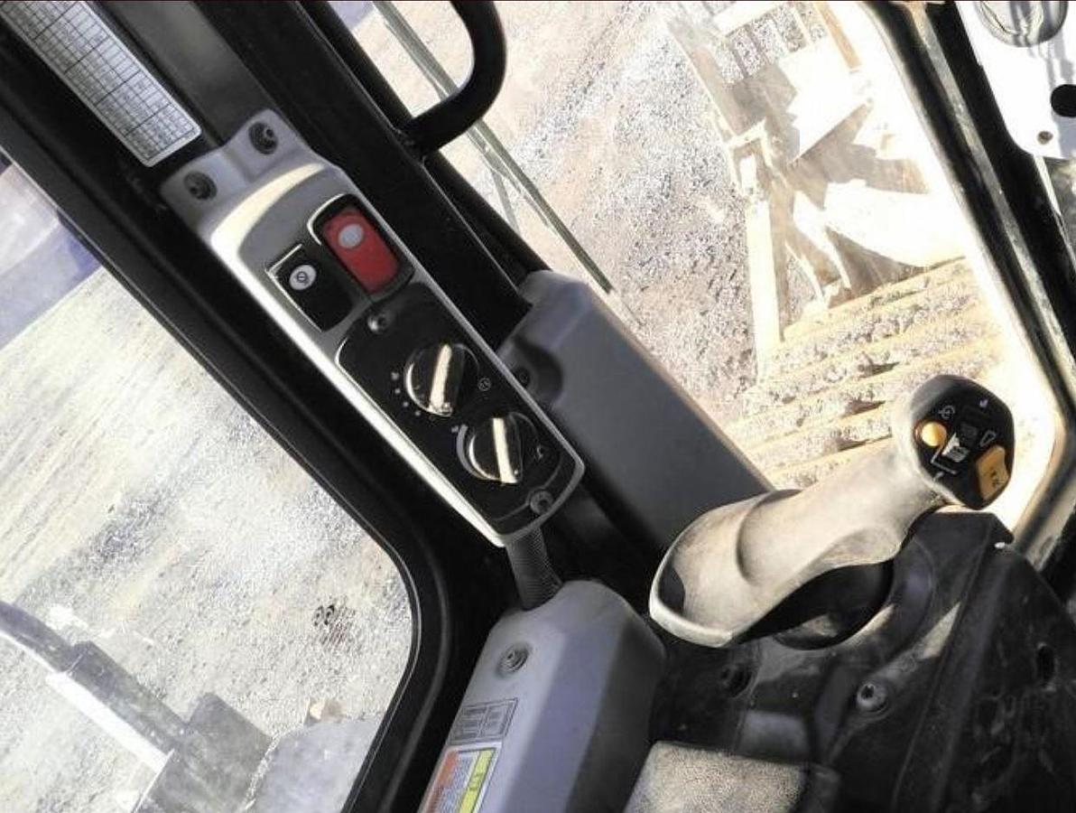 Used 2017 Cat D6T Dozer