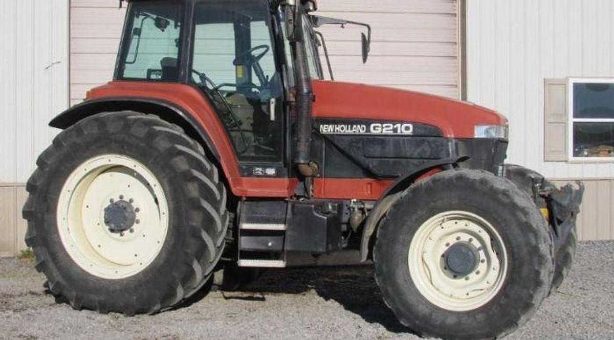 Used 2000 NEW HOLLAND G210